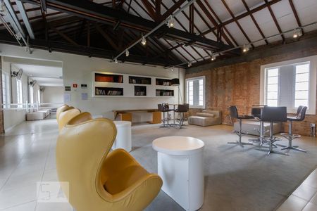 Apartamento para alugar com 80m², 3 quartos e 2 vagasBiblioteca e salas de reunião