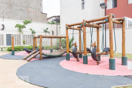 Apartamento para alugar com 80m², 3 quartos e 2 vagasÁrea Comum - Playground 3