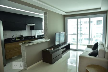 Sala de apartamento para alugar com 2 quartos, 78m² em Jacarepaguá, Rio de Janeiro