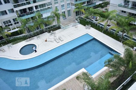 Apartamento para alugar com 78m², 2 quartos e 1 vagaÁrea comum - Piscina