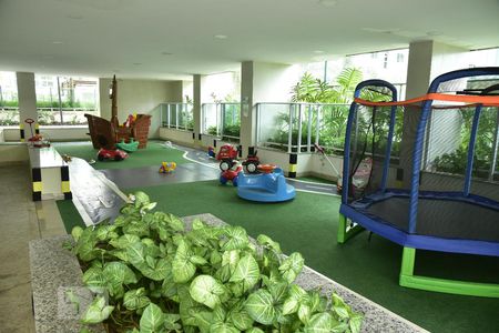 Apartamento para alugar com 78m², 2 quartos e 1 vagaÁrea Comum - Playground