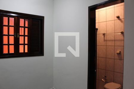 Suíte 1 de casa para alugar com 4 quartos, 220m² em Parque Renato Maia, Guarulhos
