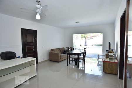 Sala de casa à venda com 7 quartos, 388m² em Freguesia (jacarepaguá), Rio de Janeiro