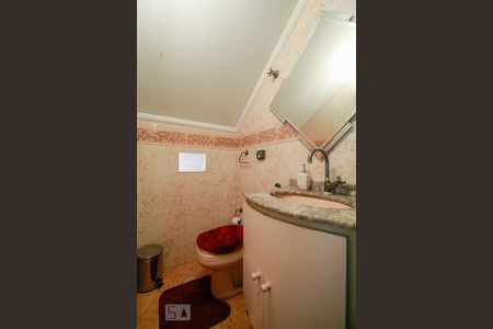 Lavabo de casa à venda com 5 quartos, 300m² em Vila Invernada, São Paulo