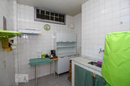Apartamento à venda com 52m², 2 quartos e 1 vagaCozinha