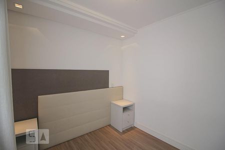 Quarto 2 de apartamento para alugar com 2 quartos, 113m² em Cidade Industrial, Curitiba