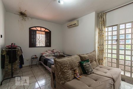 Suíte 1 de casa para alugar com 3 quartos, 130m² em Vila Sônia, São Paulo