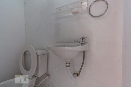 Lavabo de casa para alugar com 3 quartos, 130m² em Vila Sônia, São Paulo