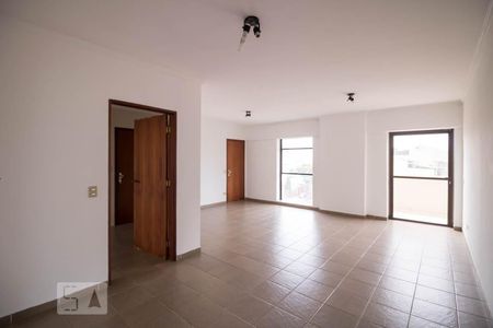 Apartamento para alugar com 192m², 3 quartos e 3 vagasSala