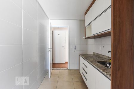Apartamento para alugar com 110m², 3 quartos e 2 vagas Apartamento para alugar com 110m², 3 quartos e 2 vagasCozinha
