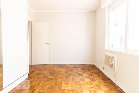 Quarto 1 de apartamento para alugar com 3 quartos, 111m² em Petrópolis, Porto Alegre
