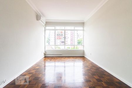 Sala de apartamento para alugar com 3 quartos, 111m² em Petrópolis, Porto Alegre