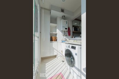 Área de serviço de apartamento para alugar com 2 quartos, 54m² em Vila Moraes, São Paulo