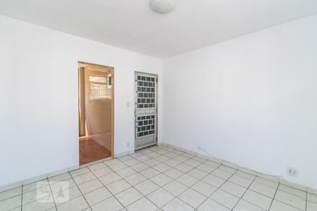 Sala de apartamento para alugar com 2 quartos, 50m² em Olaria, Rio de Janeiro
