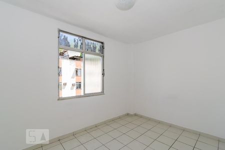 Quarto 1 de apartamento para alugar com 2 quartos, 50m² em Olaria, Rio de Janeiro