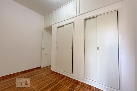 Apartamento para alugar com 74m², 2 quartos e 1 vagaQuarto 2 - Suíte