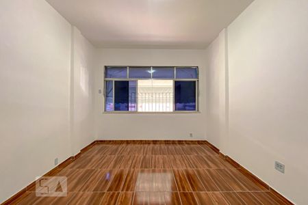 Sala de apartamento para alugar com 2 quartos, 74m² em Vila da Penha, Rio de Janeiro