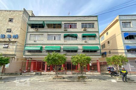 Apartamento para alugar com 74m², 2 quartos e 1 vagaFachada do Prédio