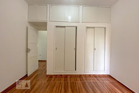 Apartamento para alugar com 74m², 2 quartos e 1 vagaQuarto 2 - Suíte