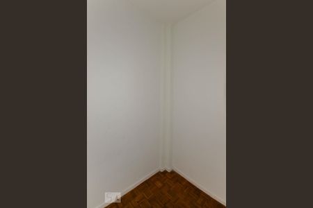 Apartamento à venda com 91m², 3 quartos e 1 vaga Apartamento à venda com 91m², 3 quartos e 1 vagaQuarto de Serviço