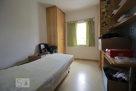 Quarto 2 de casa para alugar com 3 quartos, 120m² em Vila Yolanda, Osasco