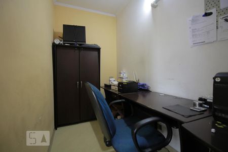 Escritório de casa para alugar com 3 quartos, 120m² em Vila Yolanda, Osasco