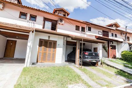 Casa de condomínio à venda com 240m², 3 quartos e 2 vagasfachada