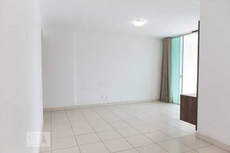 Sala de apartamento para alugar com 3 quartos, 98m² em Parque Amazônia, Goiânia
