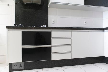 Apartamento para alugar com 98m², 3 quartos e 2 vagas Apartamento para alugar com 98m², 3 quartos e 2 vagasCozinha