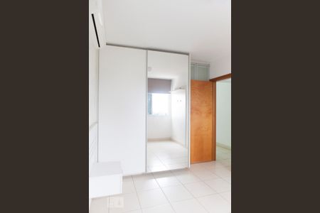 Apartamento para alugar com 98m², 3 quartos e 2 vagas Apartamento para alugar com 98m², 3 quartos e 2 vagasQuarto 1