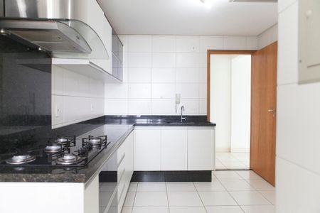 Apartamento para alugar com 98m², 3 quartos e 2 vagas Apartamento para alugar com 98m², 3 quartos e 2 vagasCozinha