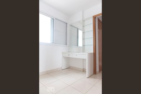 Apartamento para alugar com 98m², 3 quartos e 2 vagas Apartamento para alugar com 98m², 3 quartos e 2 vagasQuarto 3