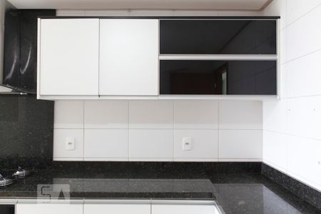 Apartamento para alugar com 98m², 3 quartos e 2 vagas Apartamento para alugar com 98m², 3 quartos e 2 vagasCozinha