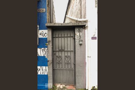 Fachada  de casa para alugar com 1 quarto, 50m² em Penha de França, São Paulo