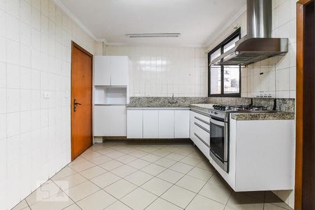 Apartamento à venda com 180m², 4 quartos e 3 vagasCozinha