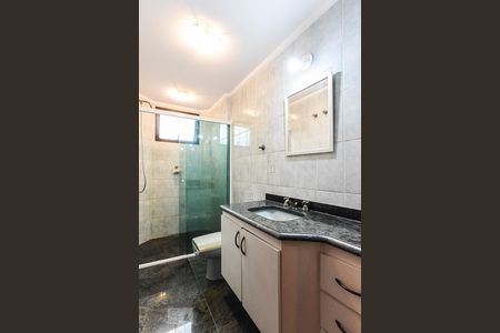 Apartamento à venda com 180m², 4 quartos e 3 vagasBanheiro da Suíte 2