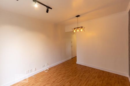 Sala de apartamento para alugar com 2 quartos, 57m² em Jardim Ampliação, São Paulo