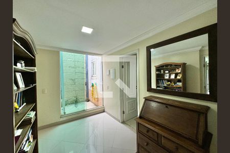 Casa de condomínio à venda com 296m², 4 quartos e 3 vagasHall Íntimo 