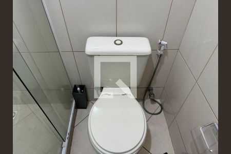 Casa de condomínio à venda com 296m², 4 quartos e 3 vagasSuíte 2 - Banheiro