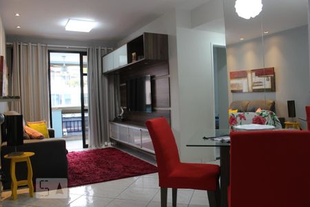 Sala de apartamento à venda com 2 quartos, 88m² em Barra da Tijuca, Rio de Janeiro