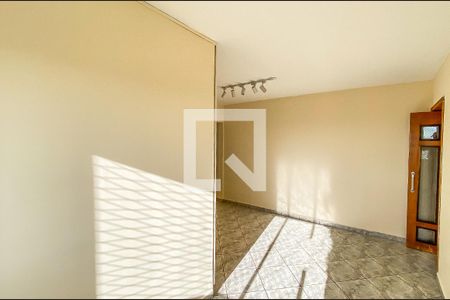 Sala  de apartamento para alugar com 2 quartos, 67m² em Parque Paineiras, São Paulo