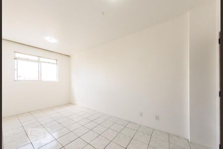 Sala / Quarto de kitnet/studio à venda com 1 quarto, 30m² em Centro, Campinas