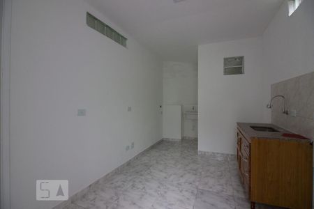 Sala - Cozinha de casa para alugar com 1 quarto, 40m² em Vila Nova Manchester, São Paulo