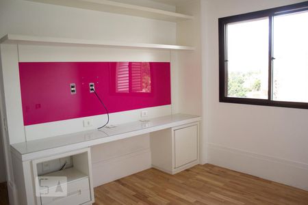 Apartamento para alugar com 230m², 4 quartos e 3 vagasSuíte 2