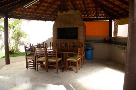 Apartamento para alugar com 230m², 4 quartos e 3 vagasÁrea comum - Churrasqueira