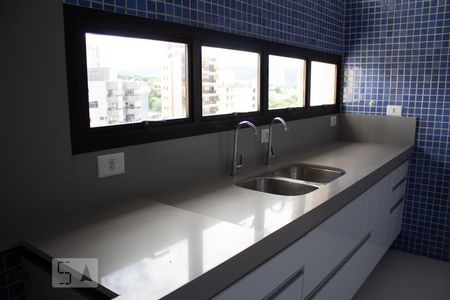 Apartamento para alugar com 230m², 4 quartos e 3 vagasCozinha
