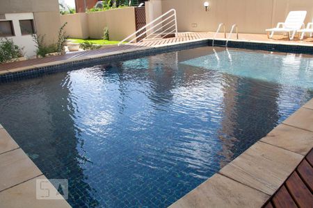 Apartamento para alugar com 230m², 4 quartos e 3 vagasÁrea comum - Piscina