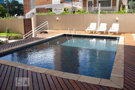 Apartamento para alugar com 230m², 4 quartos e 3 vagasÁrea comum - Piscina