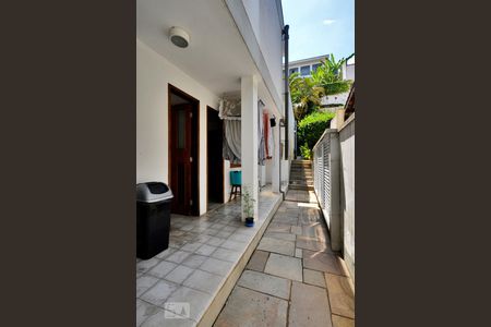 Casa à venda com 250m², 3 quartos e 2 vagasLavanderia