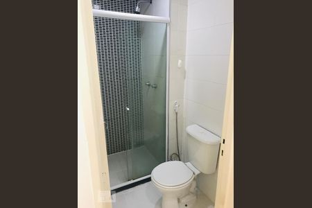 Apartamento à venda com 49m², 2 quartos e 1 vaga Apartamento à venda com 49m², 2 quartos e 1 vagaBanheiro